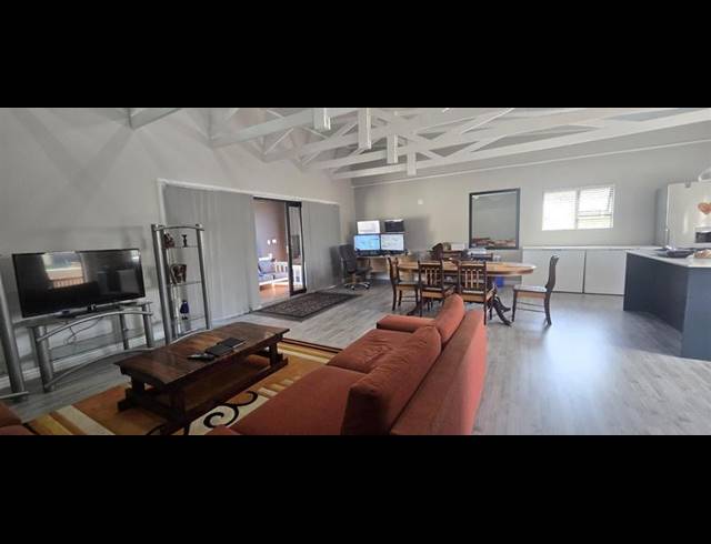 2 BEDROOM HOUSE FOR SALE IN GROOT BRAKRIVIER CENTRAL